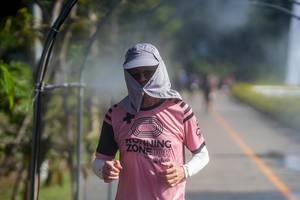 BIB: 
                            <button type="button" onclick="openModal(26544266)" class="btn btn-primary btn-sm float-right btn-popup" data-toggle="modal" data-target=".modal-high-quality">
                        <i class="fas fa-shopping-cart"></i> Add to Cart
                    </button>
                                            <button type="button" onclick="isThisMe(26544266, true)" class="btn btn-success btn-sm float-right btn-popup btn-isme hidden" data-toggle="tooltip" data-placement="bottom" title="นี่คือรูปของคุณใช่ไหม คลิกที่นี่เพื่อเอาเข้าอัลบั้ม">
                        <i class="fas fa-plus"></i> Add to album
                    </button>
                    <button type="button" onclick="isThisMe(26544266, false)" class="btn btn-warning btn-sm float-right btn-popup btn-isnotme hidden">
                        <i class="fas fa-ban"></i> Remove from album
                    </button>